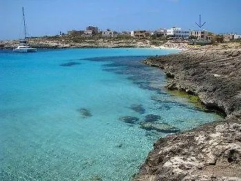 Hotel Il Faro Della Guitgia Tommasino Лампедуза