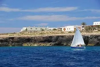 Hotel Il Faro Della Guitgia Tommasino Лампедуза Италия