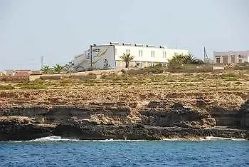 Hotel Il Faro Della Guitgia Tommasino Лампедуза 3*,  Италия