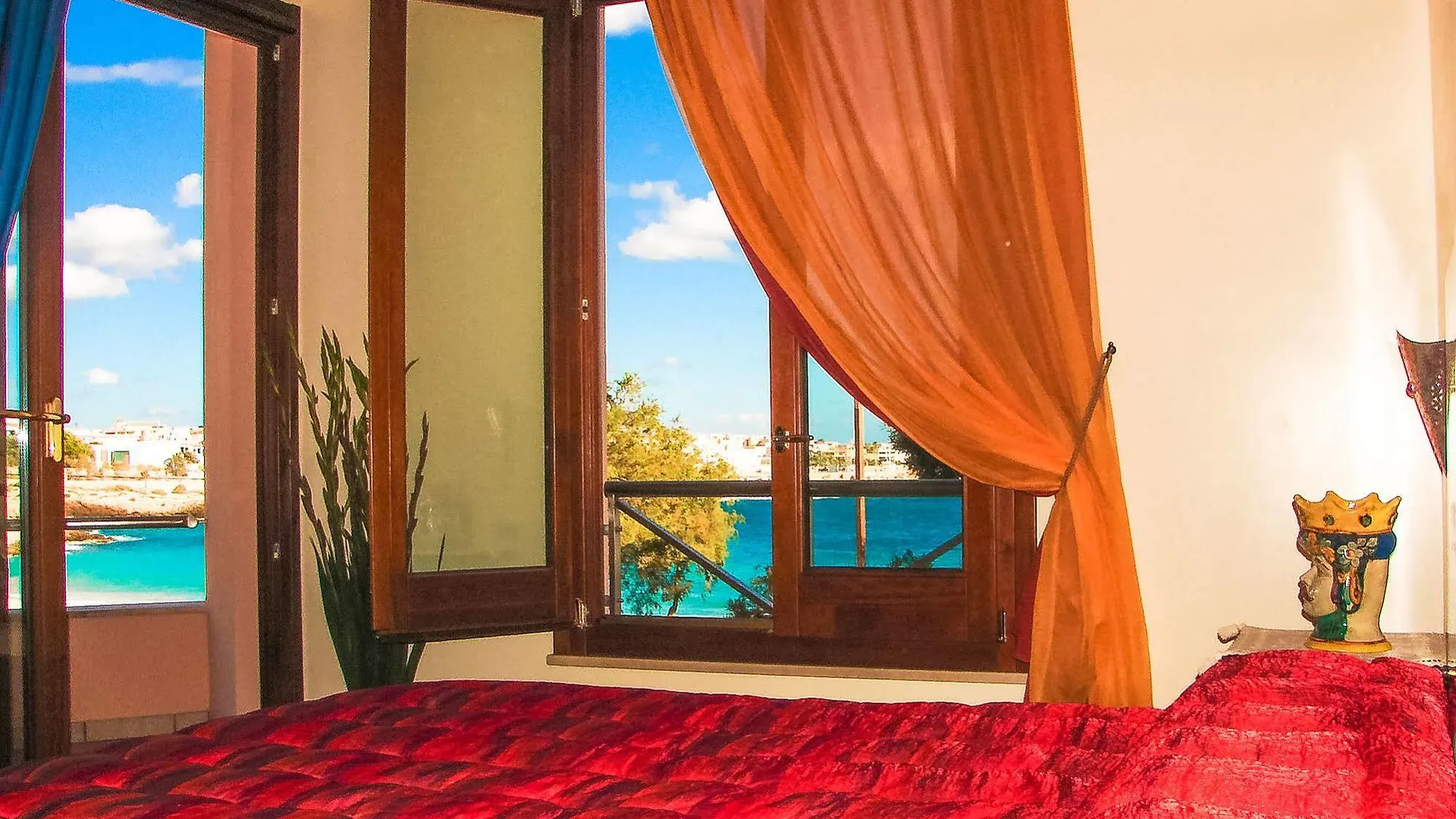 Hotel Il Faro Della Guitgia Tommasino Лампедуза 3*,